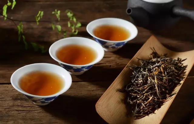 红茶伴您度秋:滇红茶冲泡技巧 | 中国普洱茶网