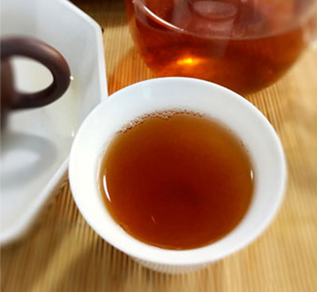 下关沱茶：下关甲级沱茶，1951年下关茶厂“一个单品打天下”，如今它称霸茶界60多年！