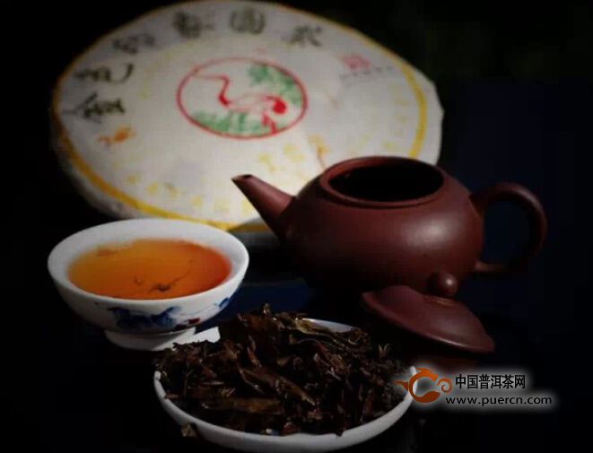 寒夜客来茶当酒,竹炉汤沸火初红 -中国普洱茶网