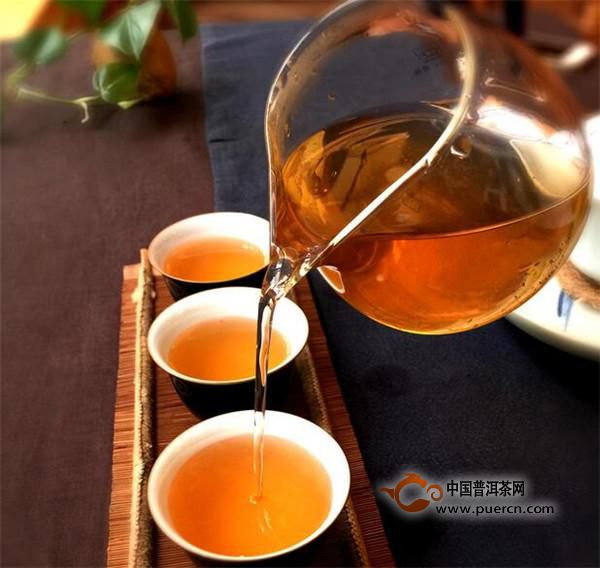 【普洱茶话】普洱茶为何会受到广大茶友的喜爱？