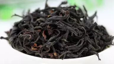 滇红中的黑美人--野生古树红茶 - 红茶的种类