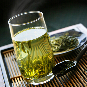 从种类和等级来划分，黄茶主要分为哪几类？