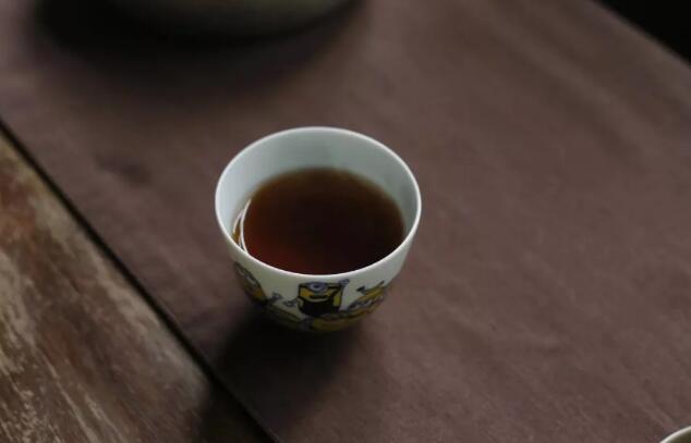 普洱生茶有花蜜香、无涩感，是不是没有长期存放价值了？
