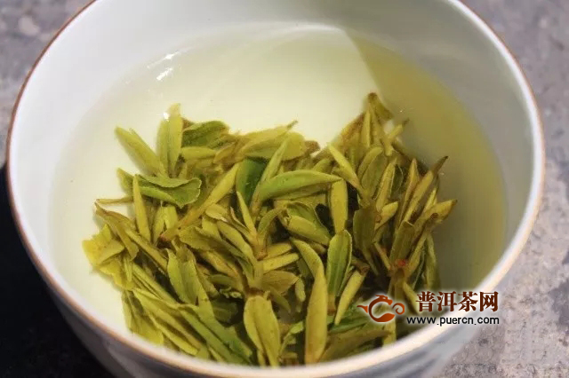 绿茶具备的功效与作用以及禁忌	
