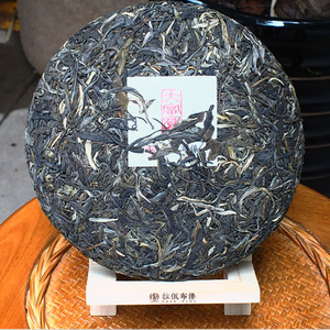 2015年拉佤布傣 大富赛（人） 生茶 357克