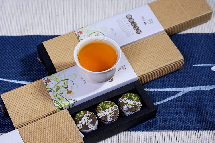 中国传统茶道礼文化，敬茶